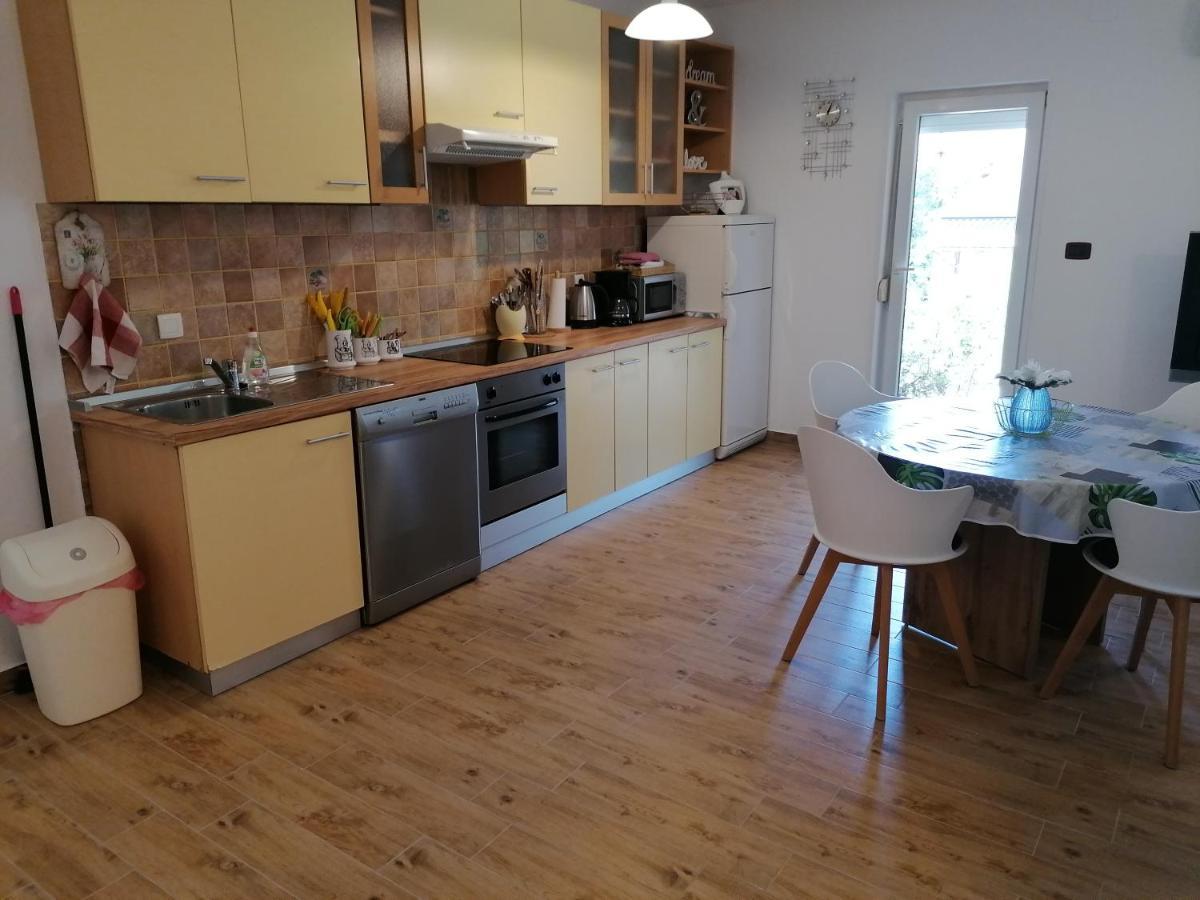 Apartman Ilaria Medulin Eksteriør bilde