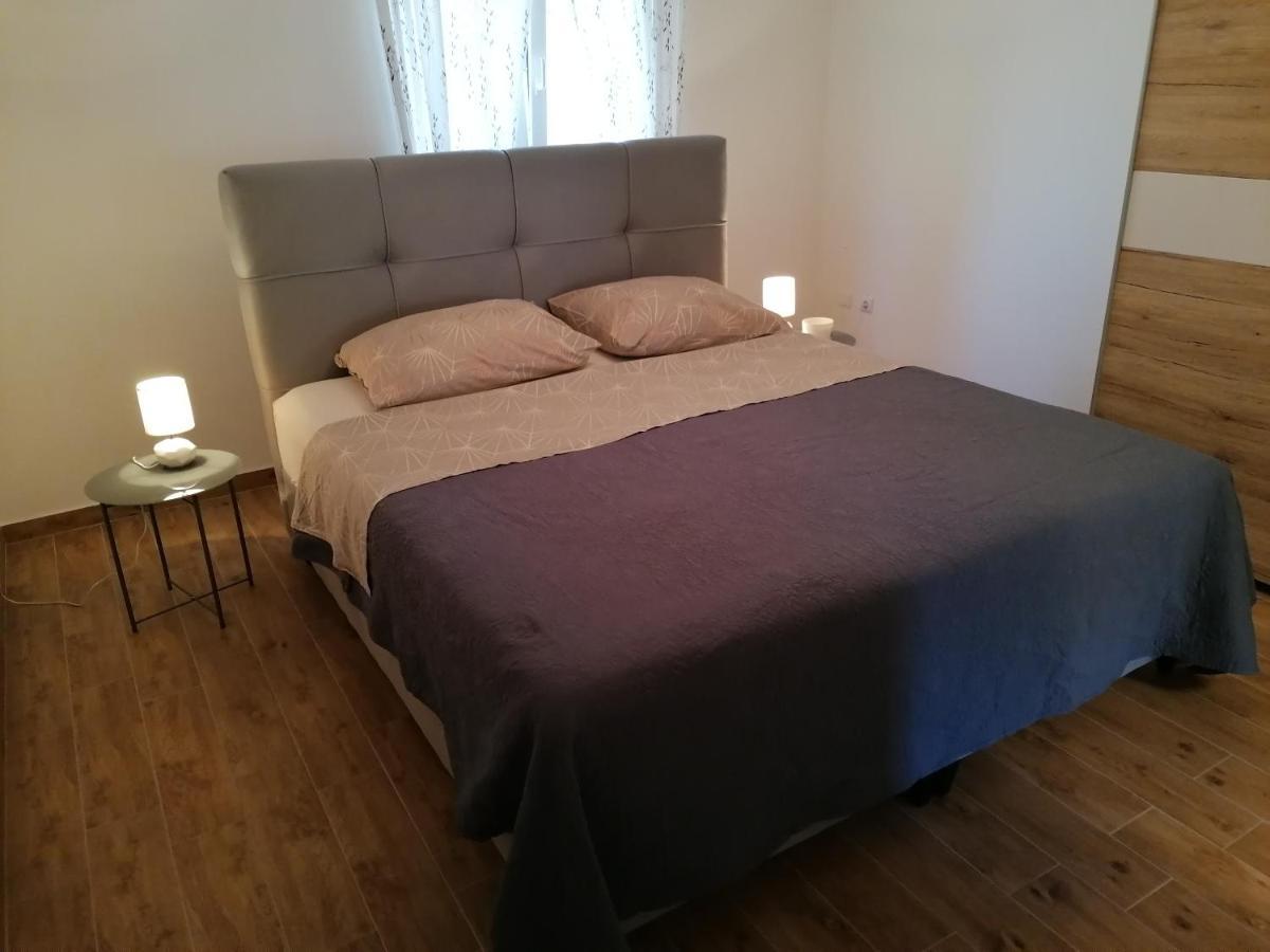 Apartman Ilaria Medulin Eksteriør bilde